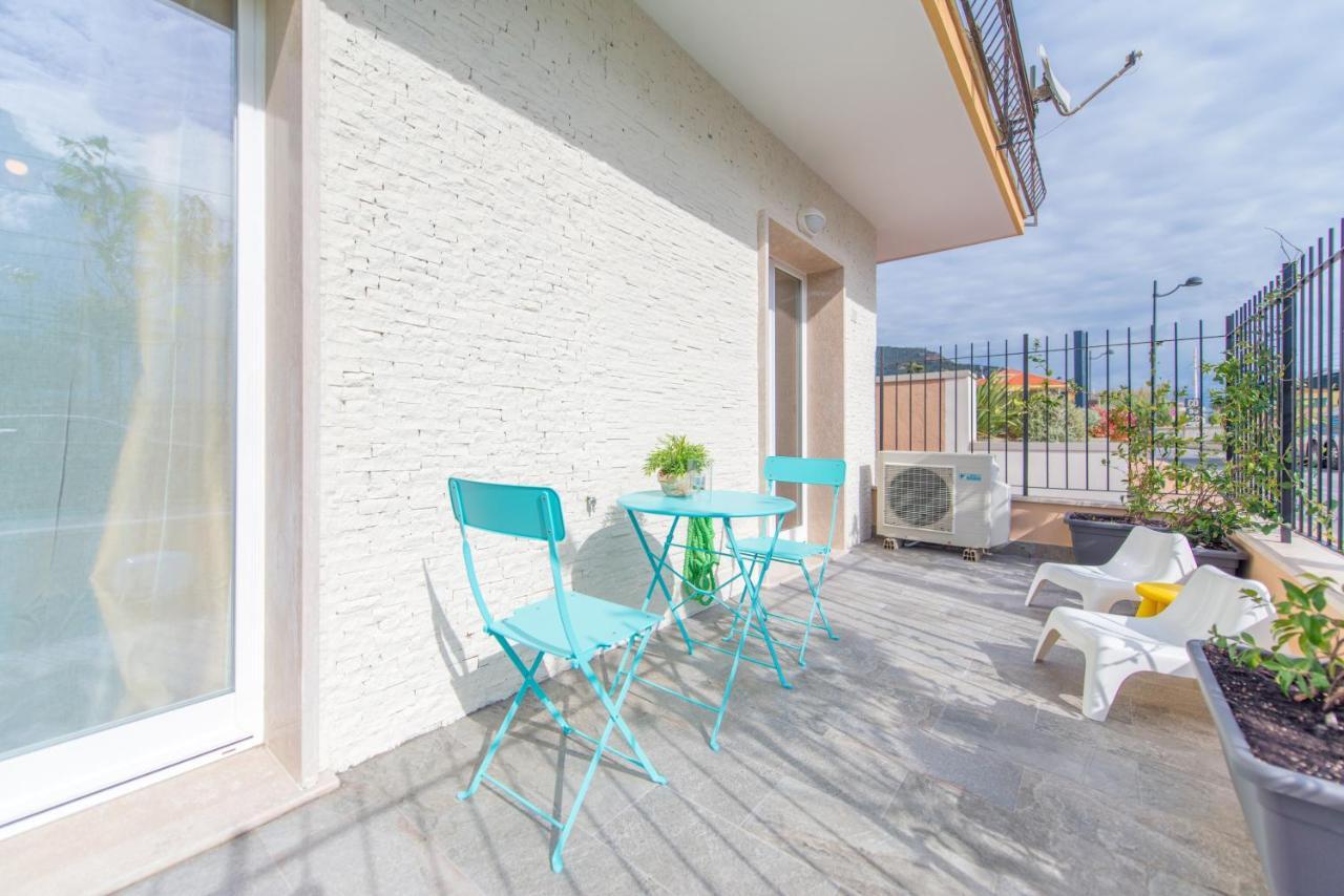 Babyaccommodation Family Comfort Ll Пиетра Лигуре Екстериор снимка